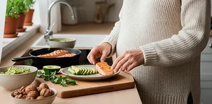 Омега-3 для мамы и малыша: как “умные жиры” поддерживают беременность, мозг и иммунитет ребёнка